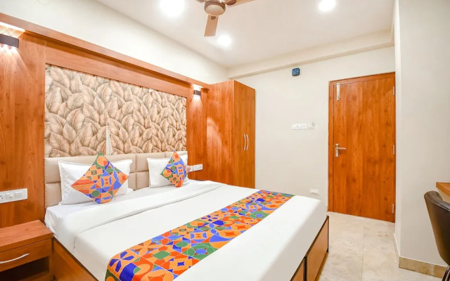 Fabhotel Dream World Residency