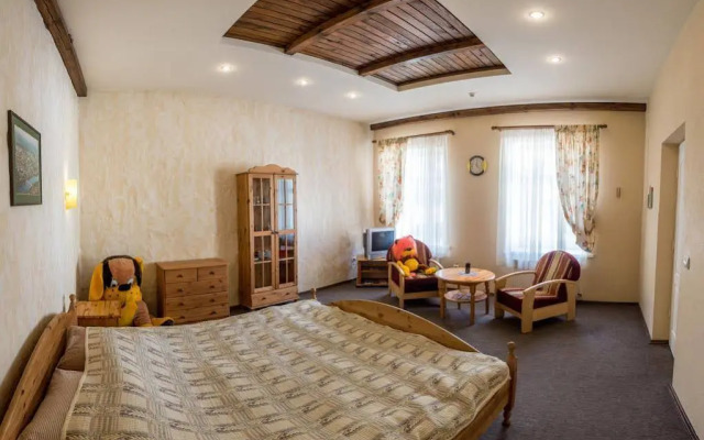 Hotel Leo