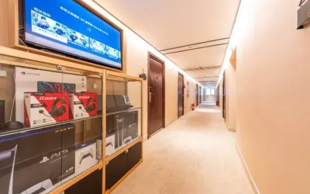 9s Smart Electron Competition Hotel
