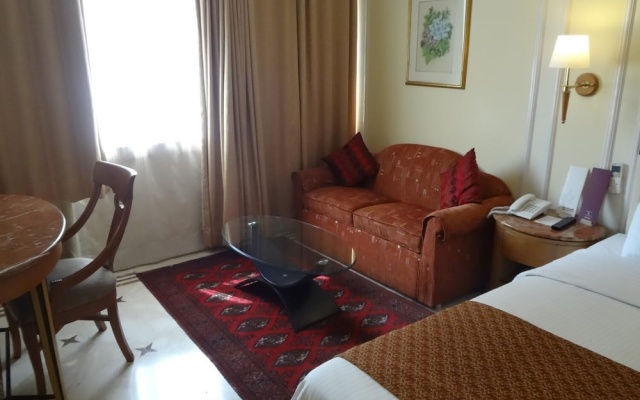 Regency Hotel Malabar Hill – Guest Rooms – Mumbai