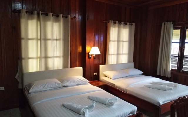 Hadson Resort