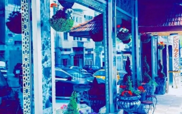 Arabesque Hotel