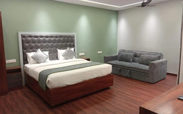 Palm Mystic Inn - Indiranagar