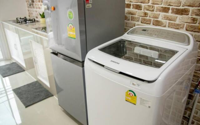 3BRs Townhouse near BigCCentre/Int.School