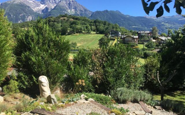 Aosta Mountain House- Casa La Chapelle