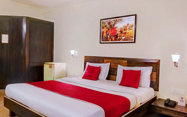 Hotel Rathod Suites By OYO Rooms