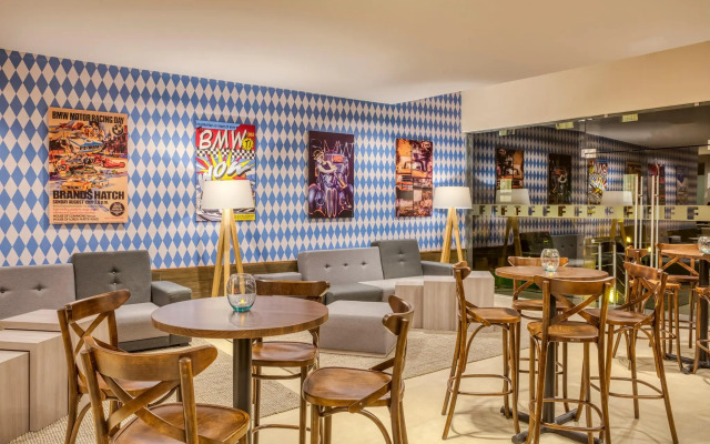 Fiesta Inn Express San Luis Potosí Oriente
