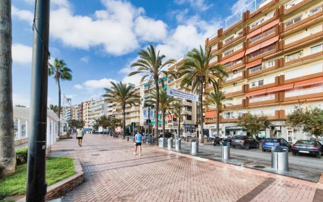 Holidays2Fuengirola Palangreros 100 mts from Beach and promenade