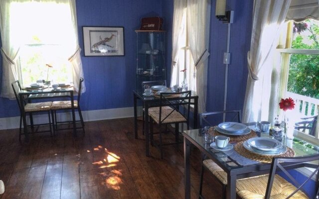Dundas Glen Bed & Breakfast