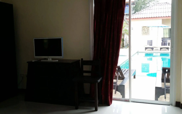 Khaolak Summer House Resort