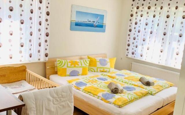 Drei Zimmer Apartment am Rhein