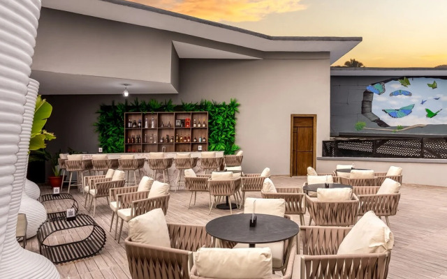 The Art Hotel