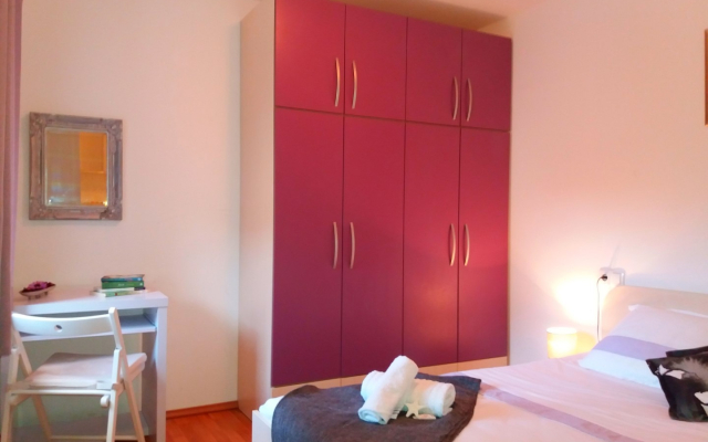 Apartment Neno - 50 m from center: Ana Jelsa, Island Hvar