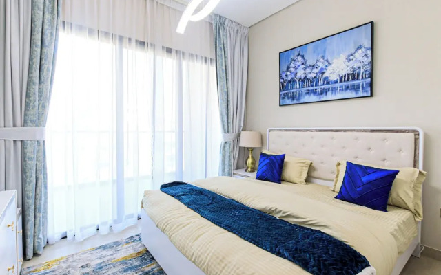 Spacious 2BR Apt Maids Elegance