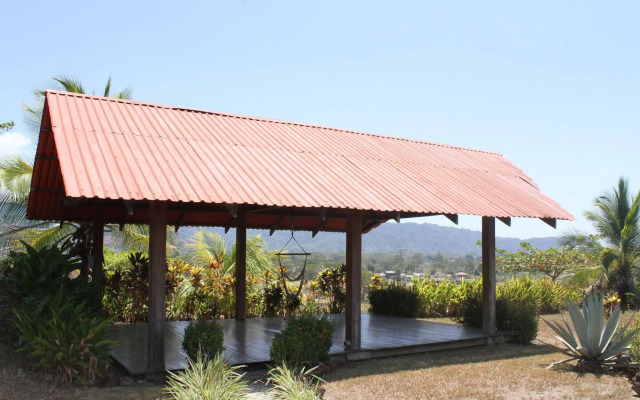 Surf Synergy All-Inclusive Surf Retreat