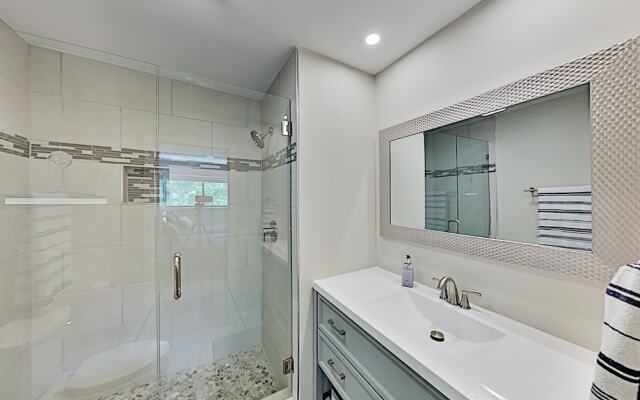 114sprin 2 Bedroom Condo