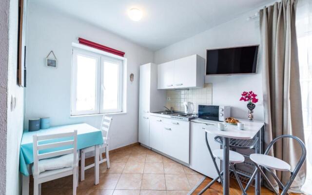 Apartments Marivo Lapad