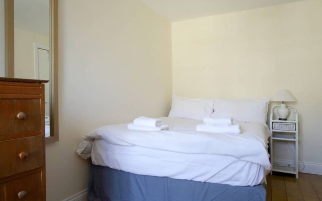2 Bedroom Apartment In Centre Of The City