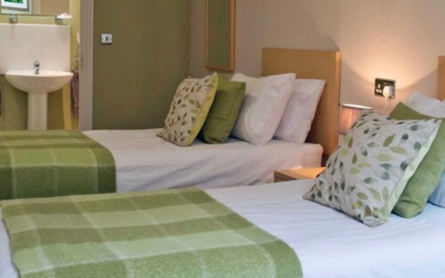 The Rose and Crown Hotel