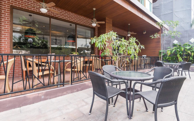 Dynasty Grande Hotel