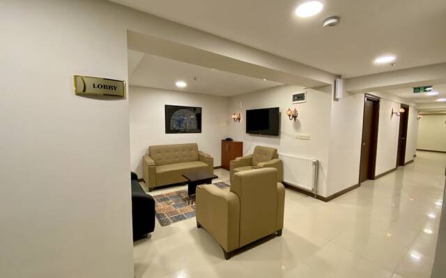Grand Life Hotel