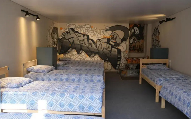 Wanderlust Riverside hostel