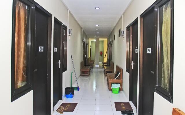 Oyo 1020 Pelita Guest House