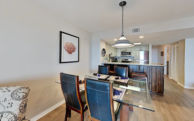 905smark 3 Bedroom Condo