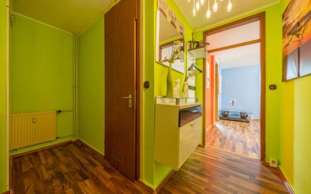 ID 4306 | Private Apartment