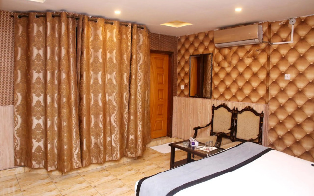 Premier inn Mall Lahore