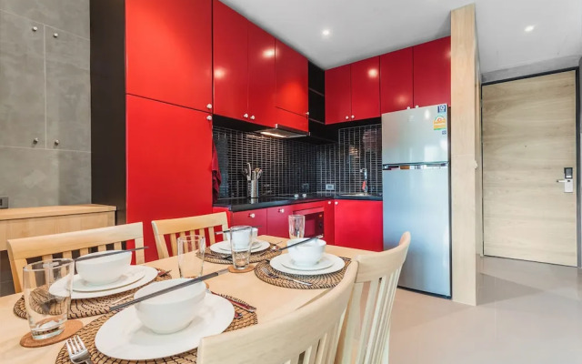 Condo in Nai Harn in ReLife 15-123-210