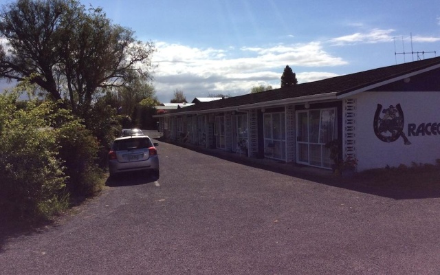 Racecourse Motel — 3-star hotel in Paeroa