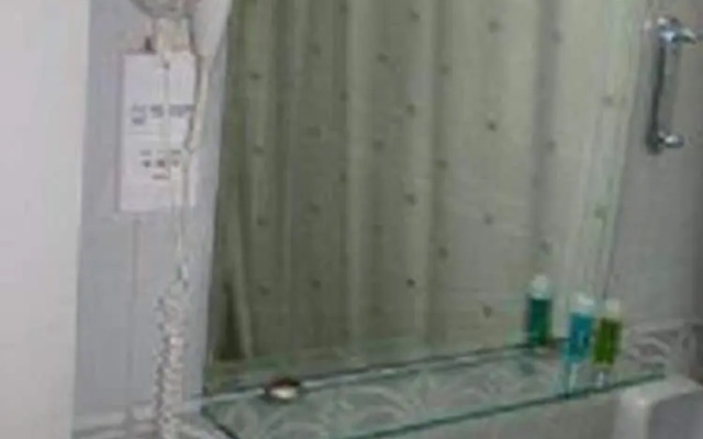 The Diplomat Suite Hotel