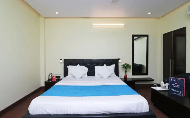 OYO 10666 Hotel Star