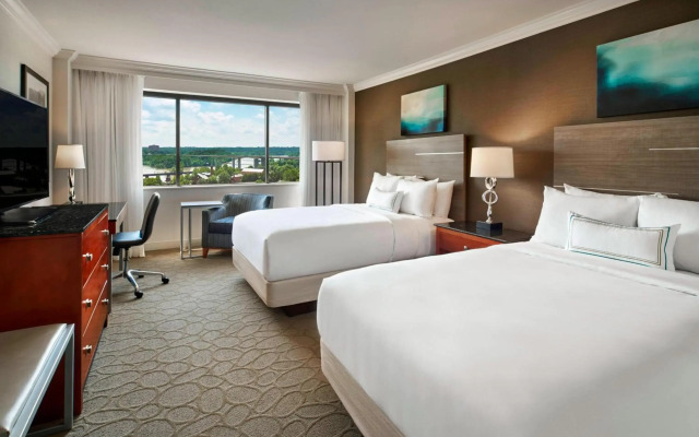 Delta Hotels by Marriott Richmond Downtown