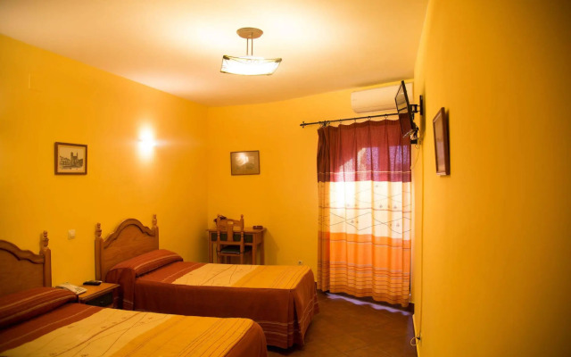 Hostal Hueso