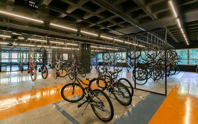 Moderno em condomínio com foodhall #CORG02