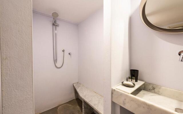 San Firenze House by Mmega