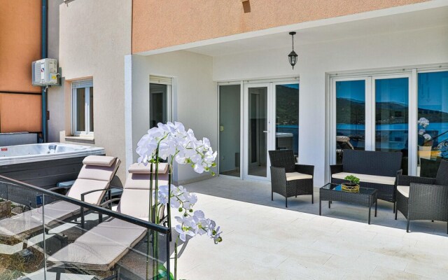 Nice Apartment in Marina With Jacuzzi, Wifi and 3 Bedrooms