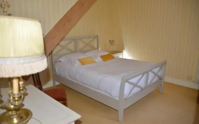 Le Petit Château de St Mard