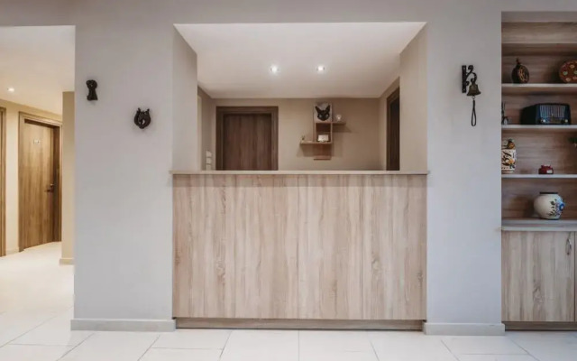 Potamitis Studios & Apartments