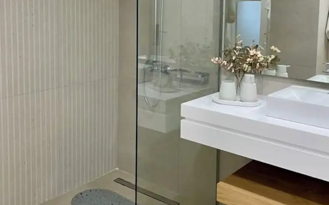 Villa Fleria Seaside Studios & Apts