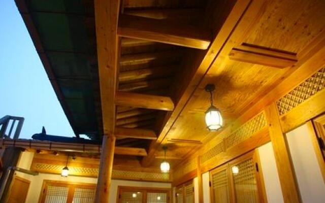 Jeonju Cheongnaru Pension