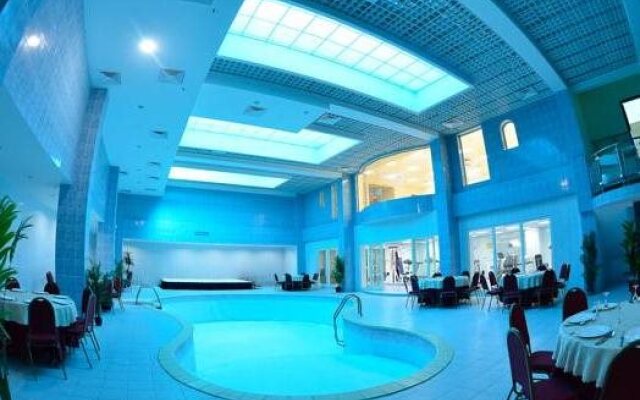 Jadly Hotel