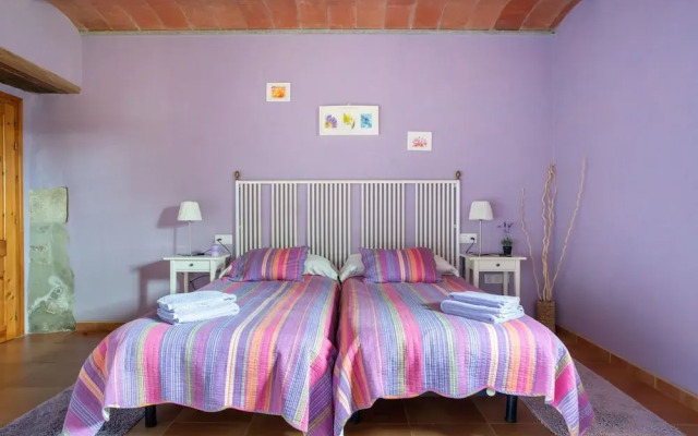 Vibranr Holiday Home in Aiguaviva With Swimming Pool