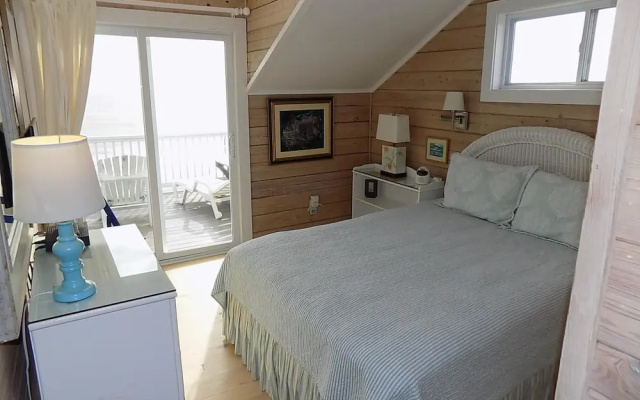 Flying Flounder 4 Bedroom Home