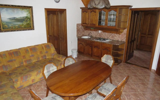 7 fös apartman