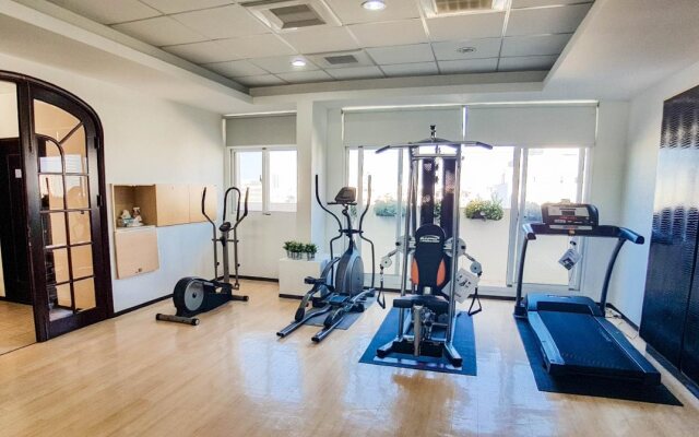 Just Enjoy Business Hotel