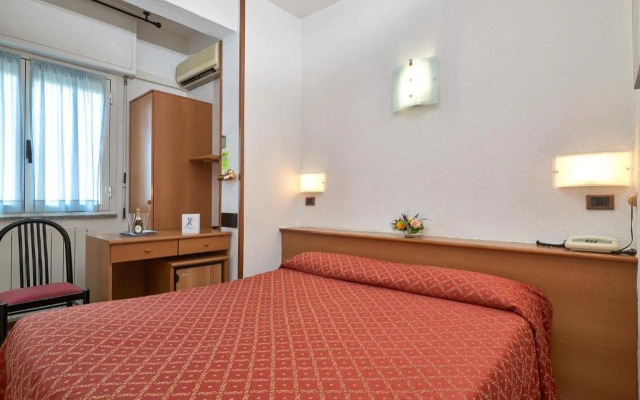 Hotel Careni Villa Italia