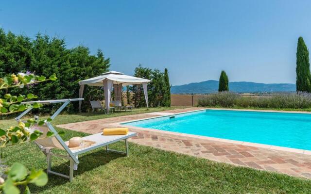 CASALE BROLIO 12&2, Emma Villas